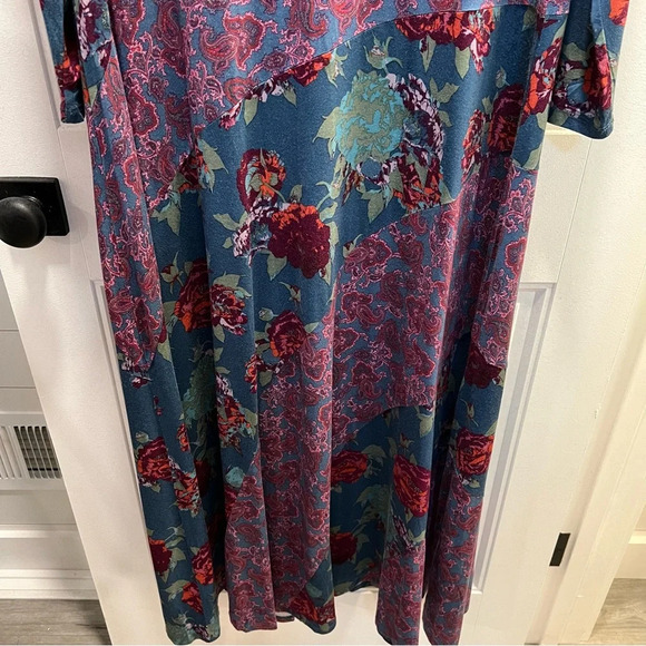 Soft Surroundings Beautiful Blue Floral Design Ismerelda Dress. Size Large. - Picture 7 of 12